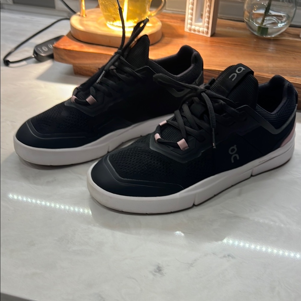 On Running Men's Black Sneakers